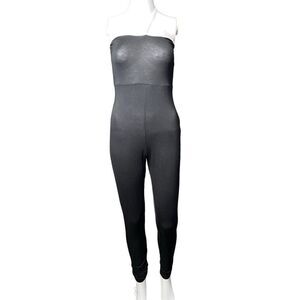 Pretty Little Thing High Apex Halter Jumpsuit Black & White Size 0